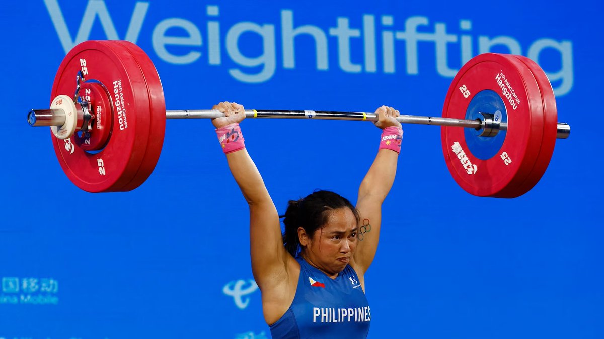 mvn_dn's tweet photo. In fact, I love our current gen of history-making Filipinos in sports for inadvertently defying gender norms. 
Hidilyn Diaz in weightlifting, 
Carlos Yulo in gymnastics,
Filipinas in football. https://t.co/yuW2m7o2F1