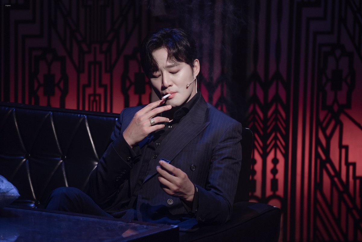 topaz_pic's tweet photo. 260321 비스티 밤공 커튼콜

이재현 | #김종구

언제는 내가 혼자가 아닌 적이 있었냐? https://t.co/7VEXRCtZ8u