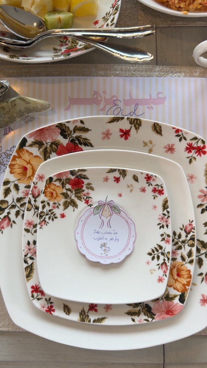 n_awar0's tweet photo. صباح 
العيـد السعيـد 
🥐🥞💕 https://t.co/vGsHdHeome