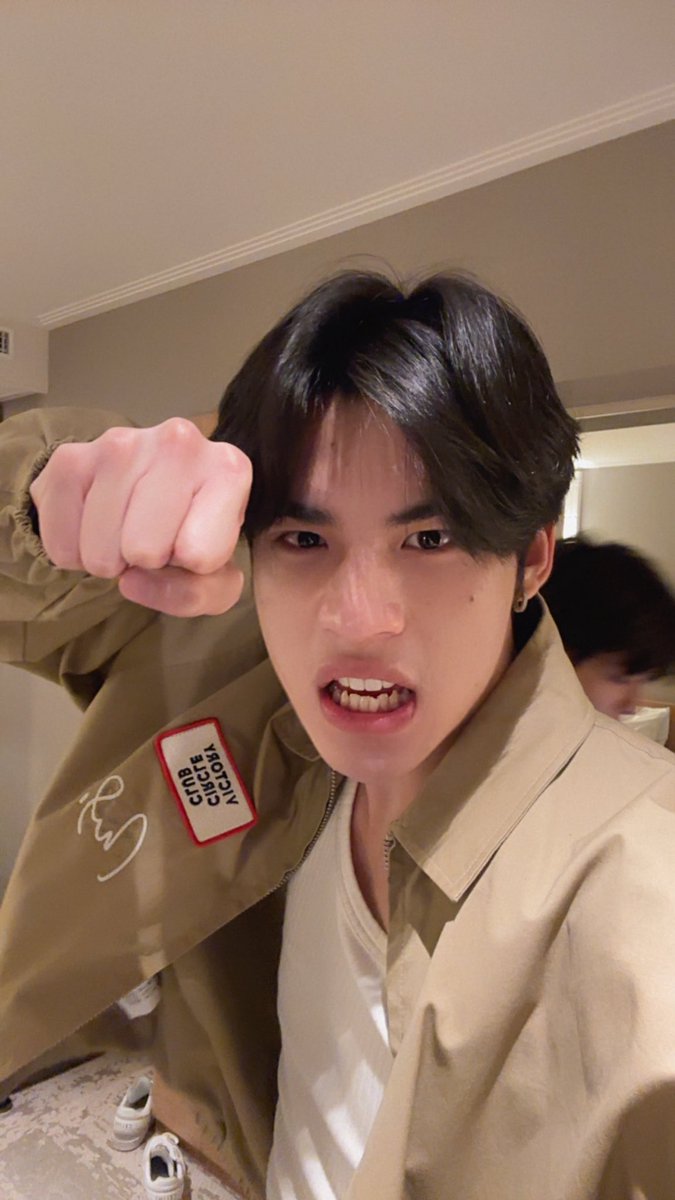 ขอคงขอคืนอะไร อีนี้มันร้ายนะคะหัวหน้า

DUANG WITH YOU EP8
#ด้วงกับเธอEP8