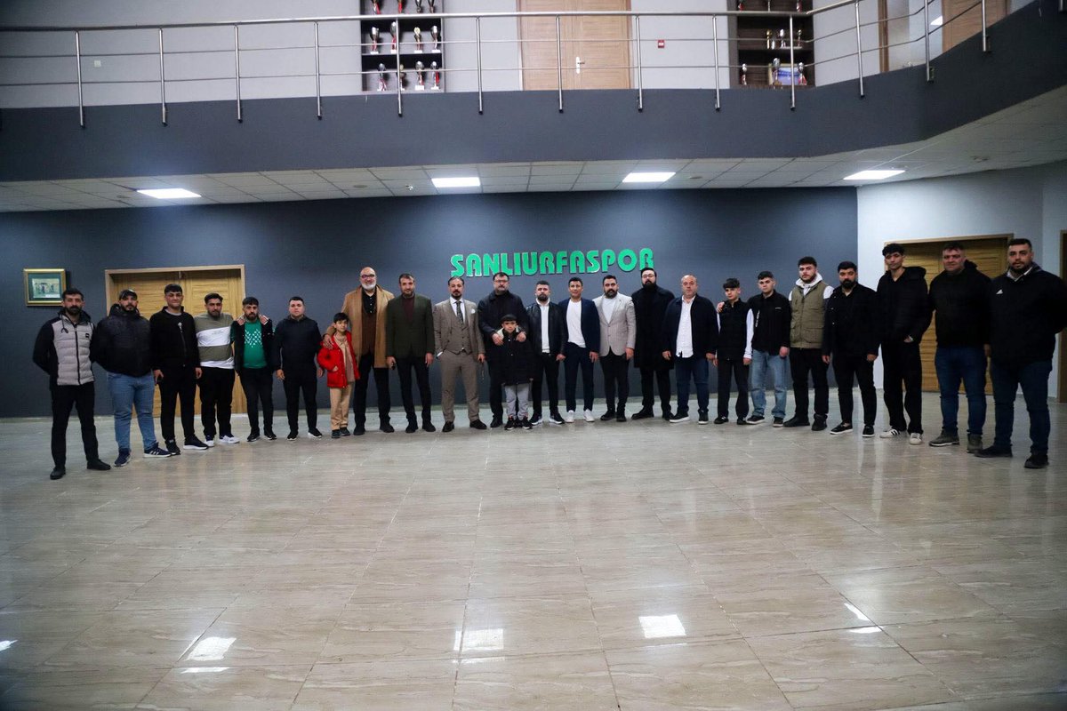 Yönetim kurulu ile dernek yönetimimiz ile tesiste bi araya gelerek bayramlaştık. 
<a href="/Sanliurfaspor/">Kızılkaya Tarım Şanlıurfaspor</a>