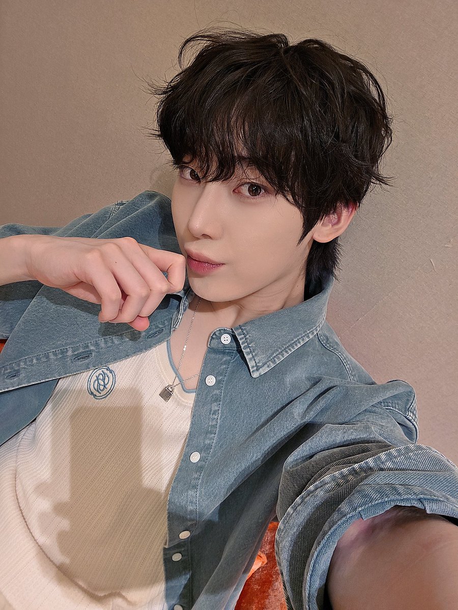 권오 tweet media