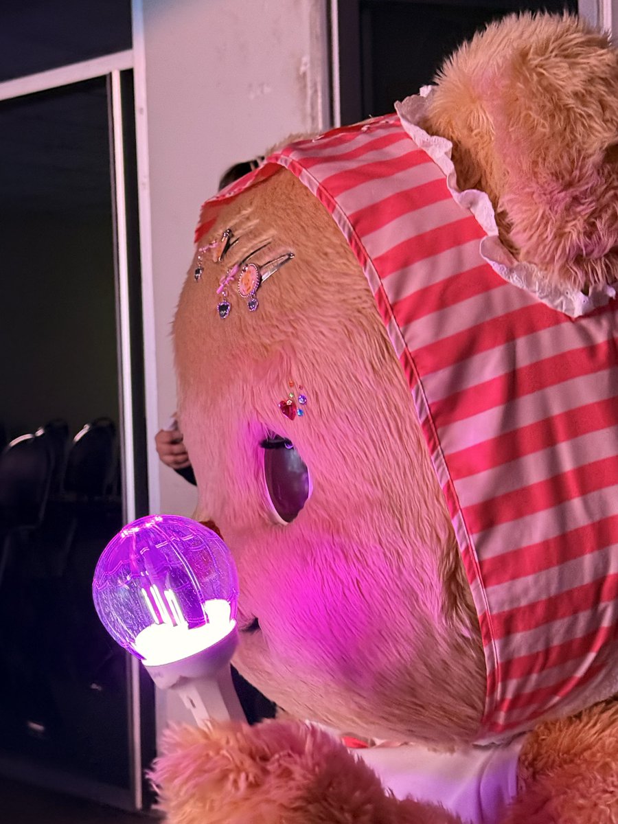 Butterbear.th tweet media