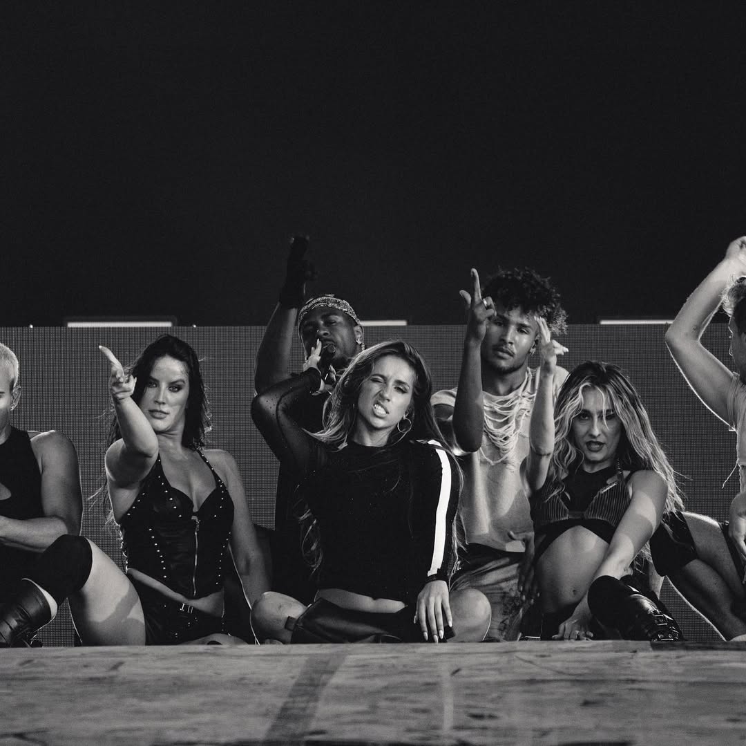 ˙⋆✮ tweet media