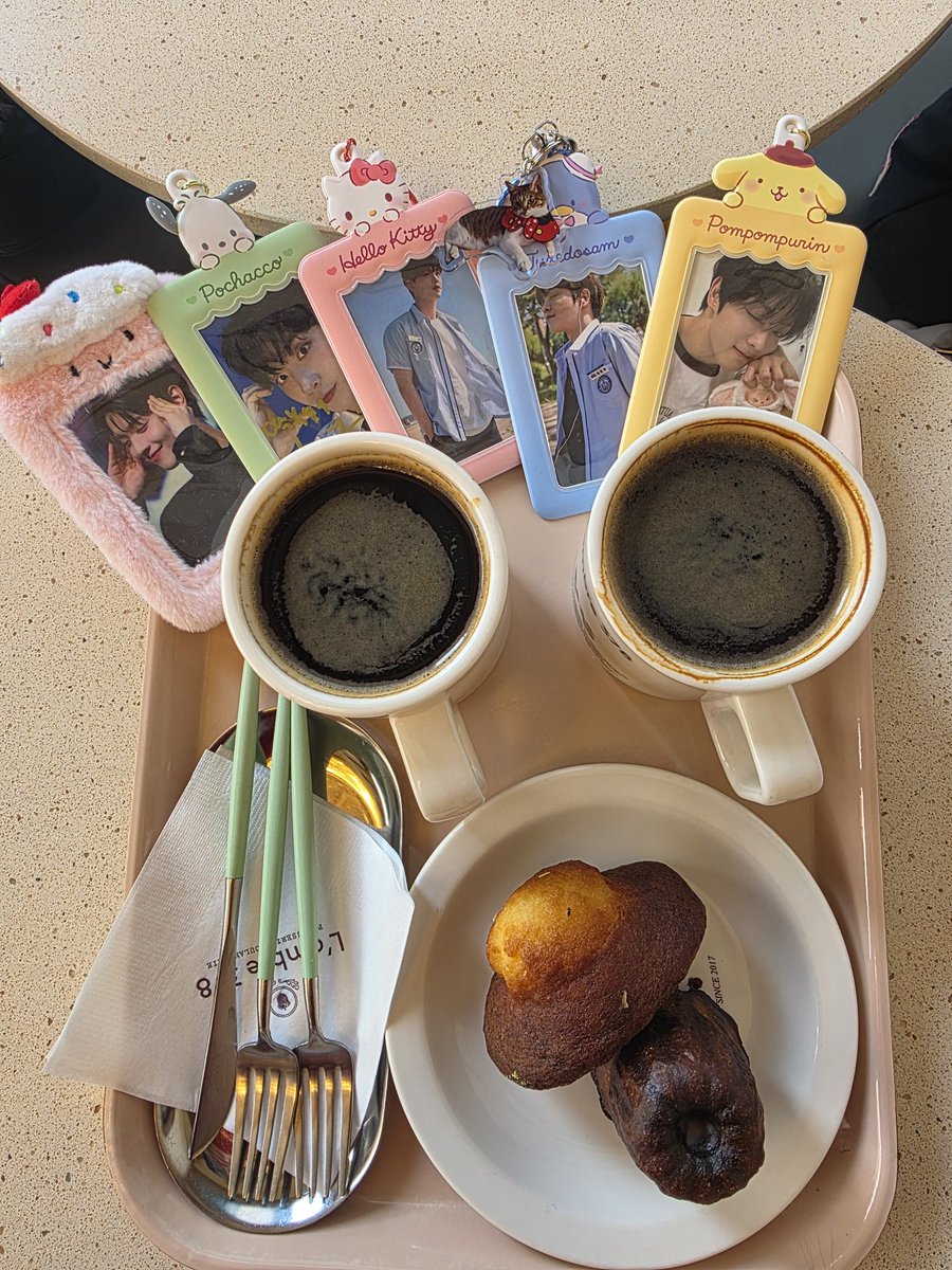 딱복슝이°-°🍑 tweet media