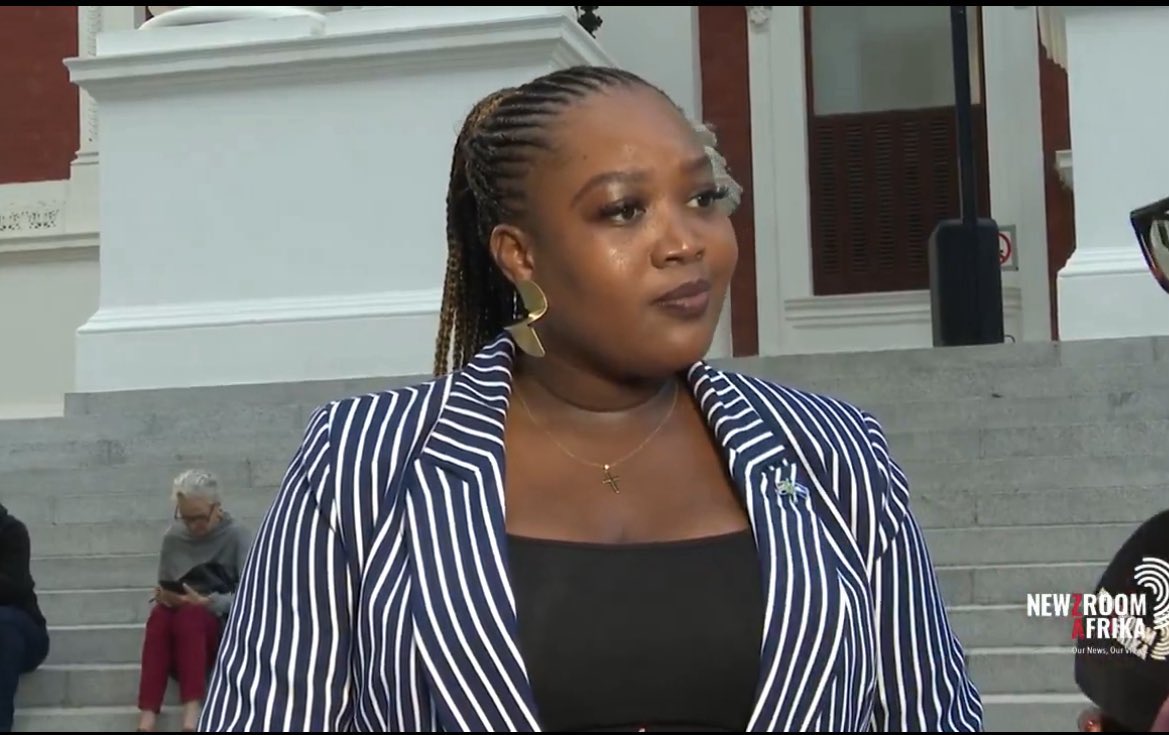 Zhuliyia 朱莉娅 tweet media