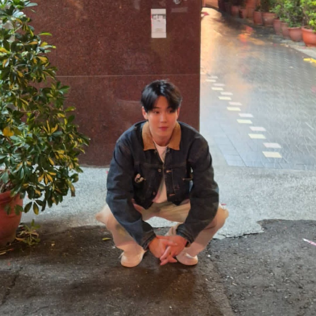 open.spotify.com/track/2kyVQg00…