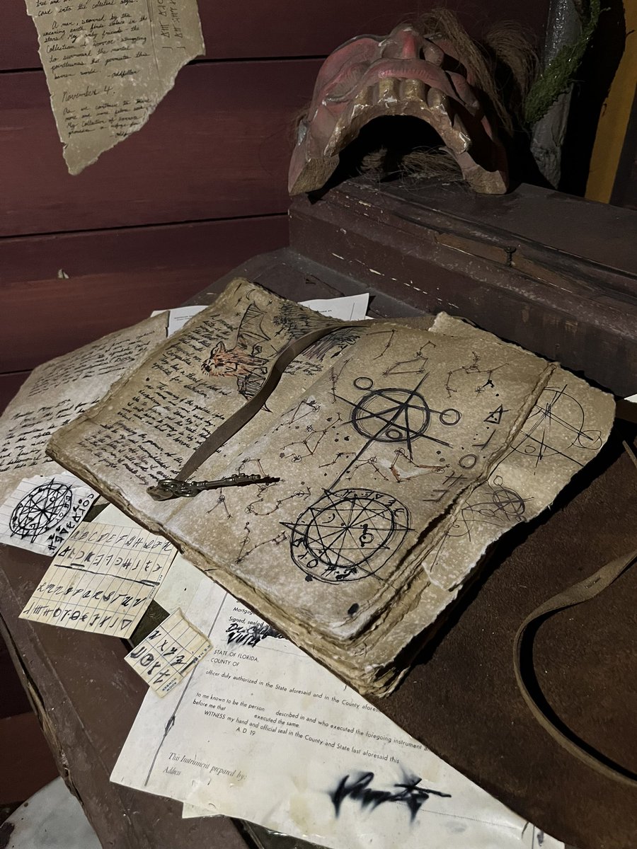 Kaley Bug Barmy (Plastico™) tweet media