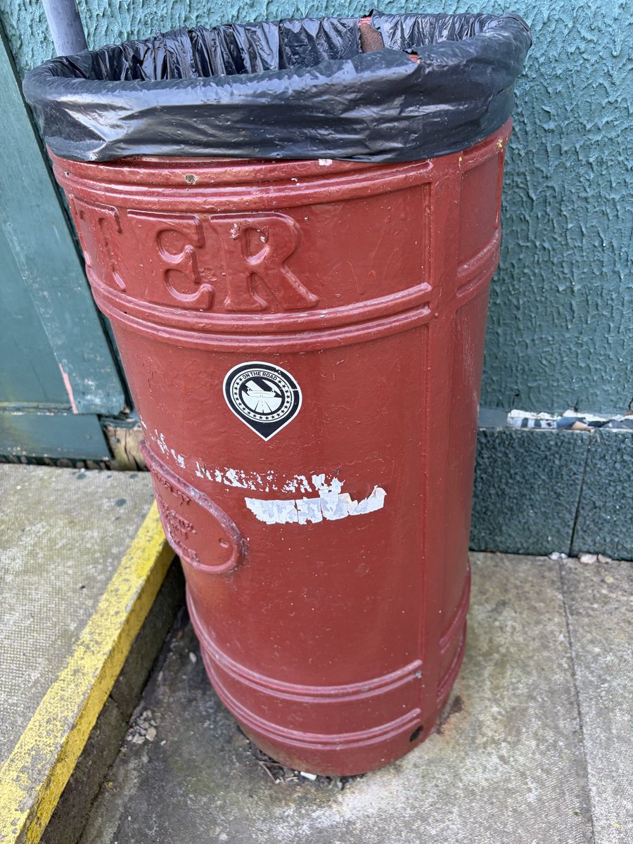 Peter Allen tweet media