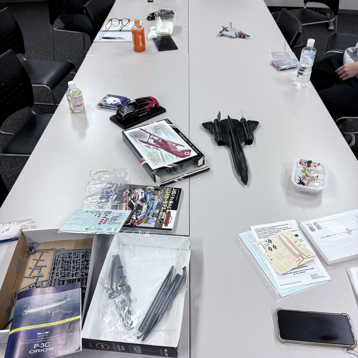apexest2022's tweet photo. 本日は3月度定例会でした！
今回はちょっと少なめですねぇ笑 https://t.co/JlB5EPERyY