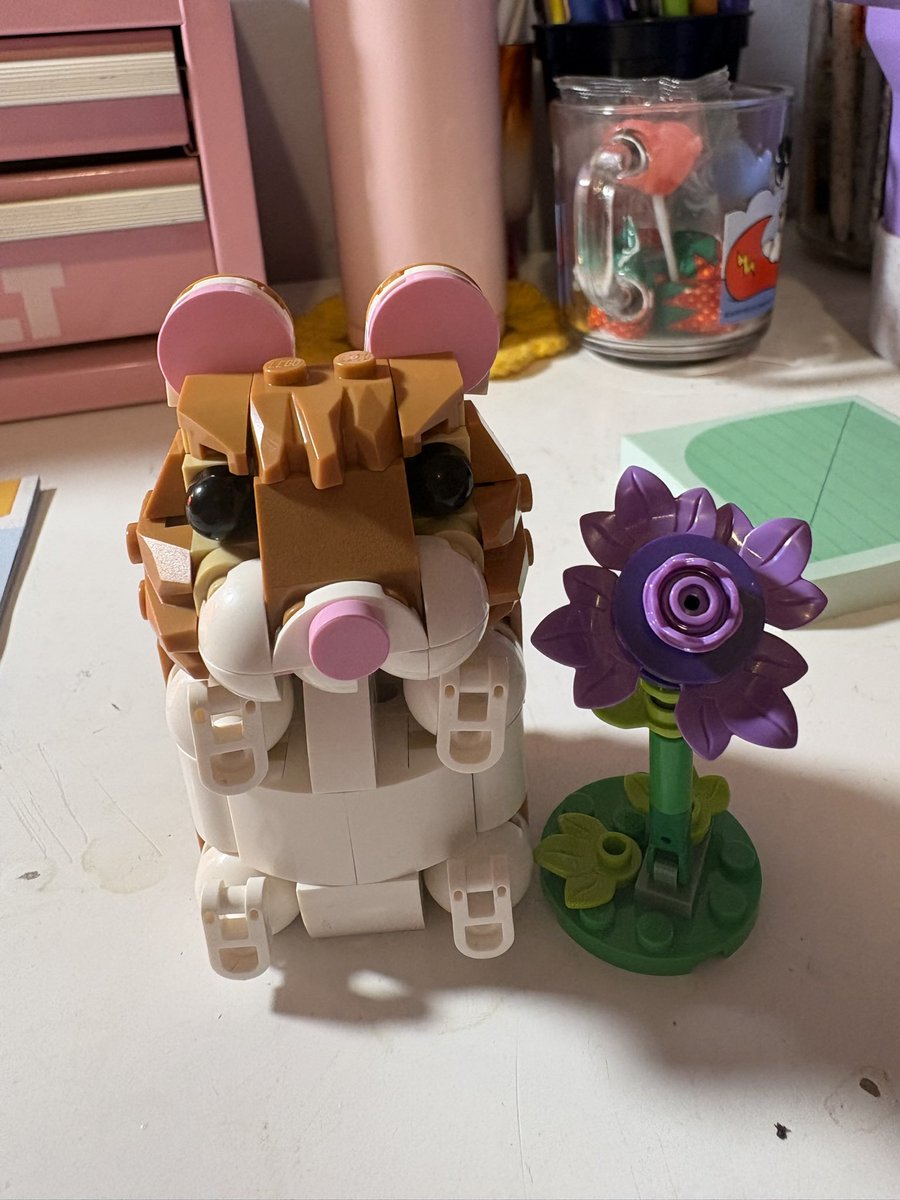 Laura ₊˚⊹☆ tweet media