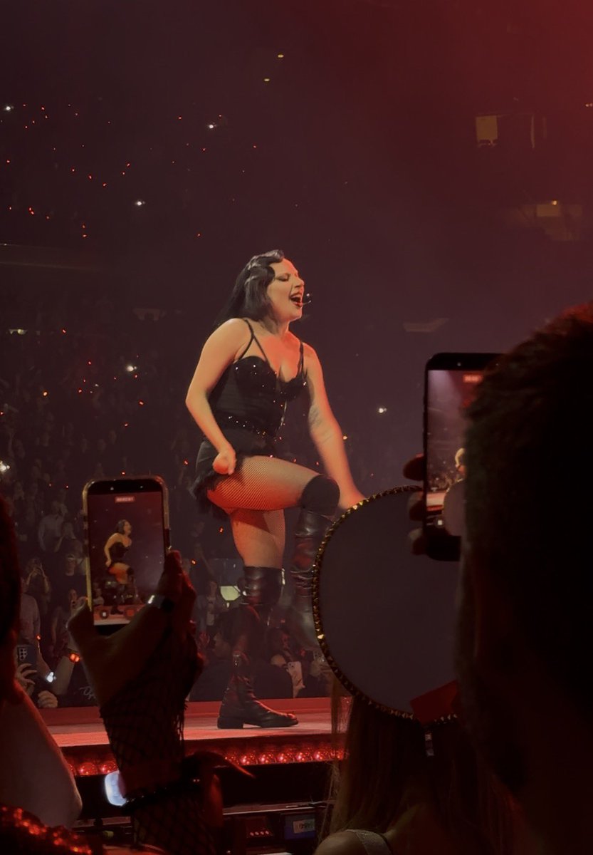 HHNJenn is going to the Mayhem Ball tweet media