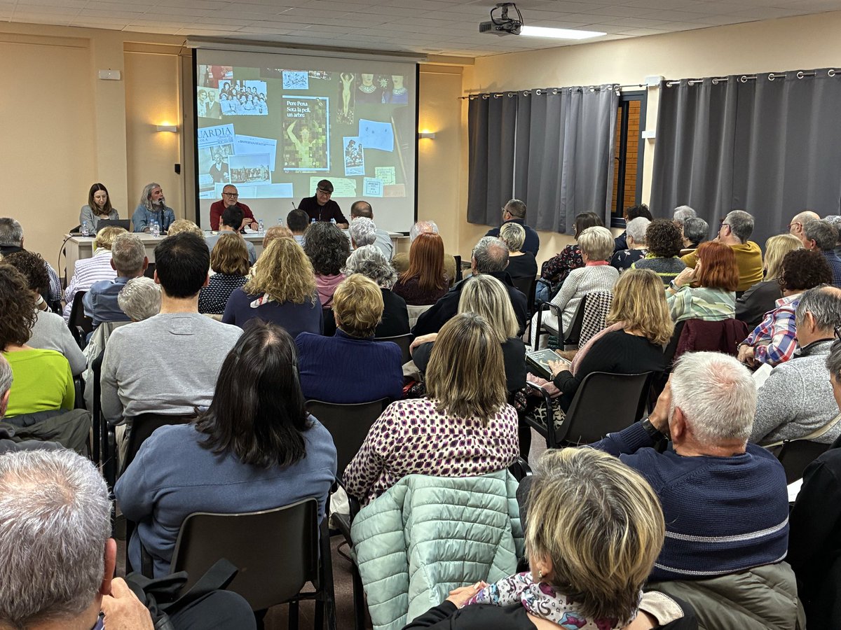 Eclecta llibres tweet media