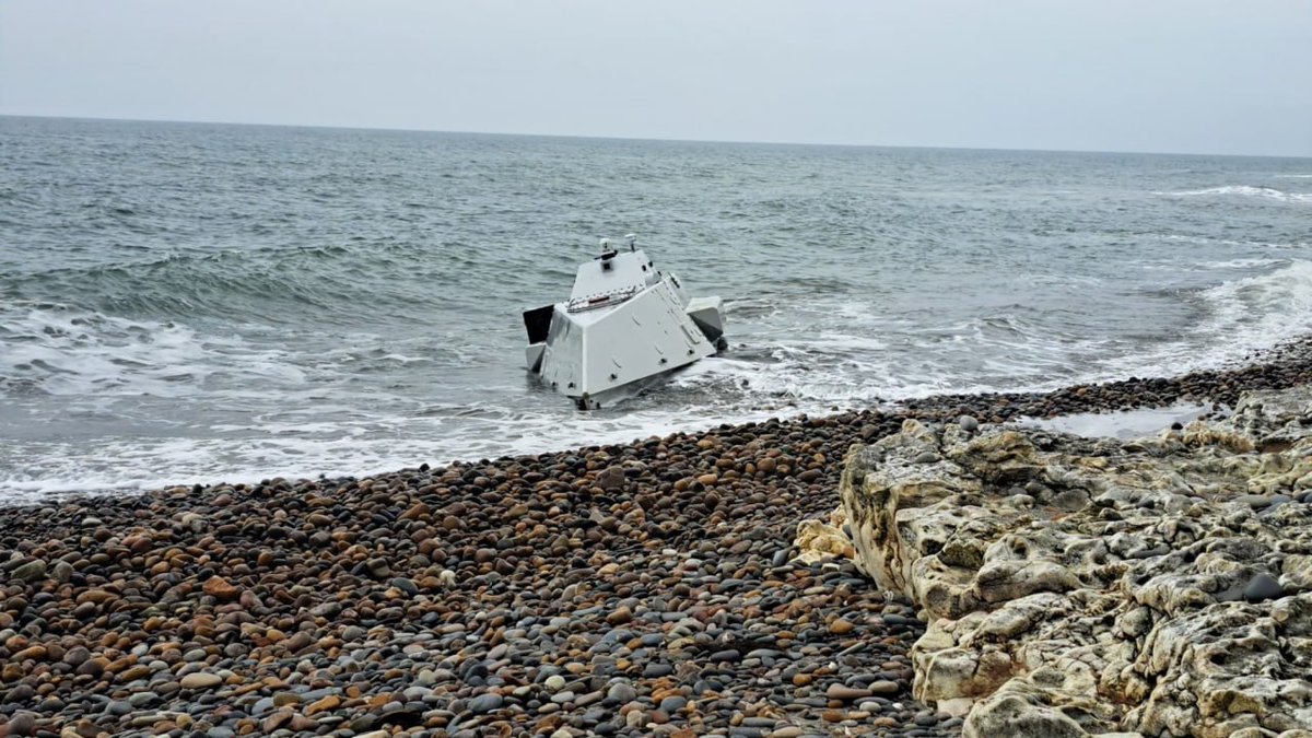 The threat of missiles and drones tweet media