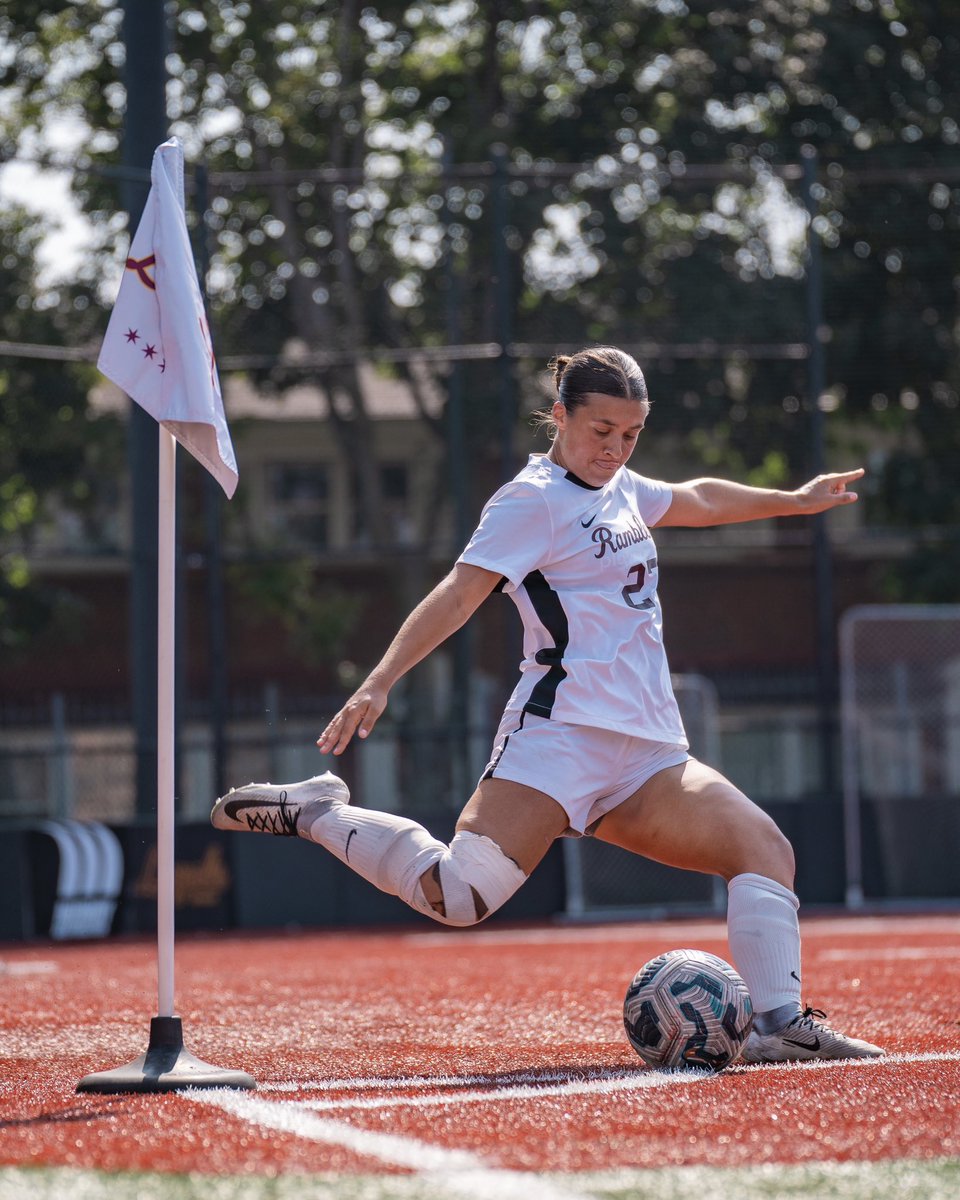 Loyola Women's Soccer tweet media