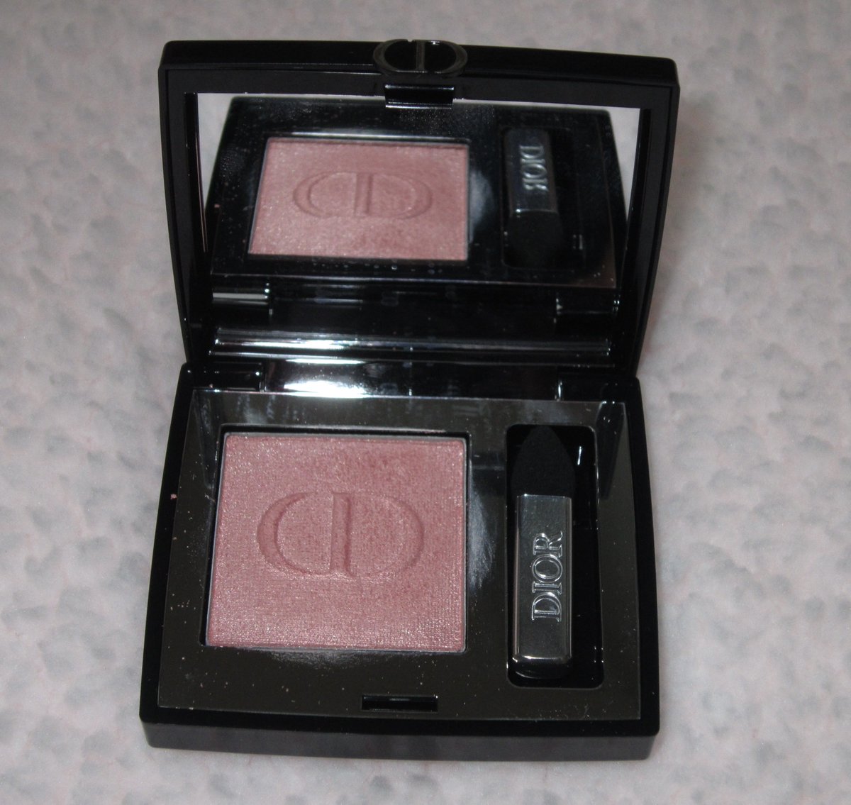 윤옥◡̈⋆* tweet media