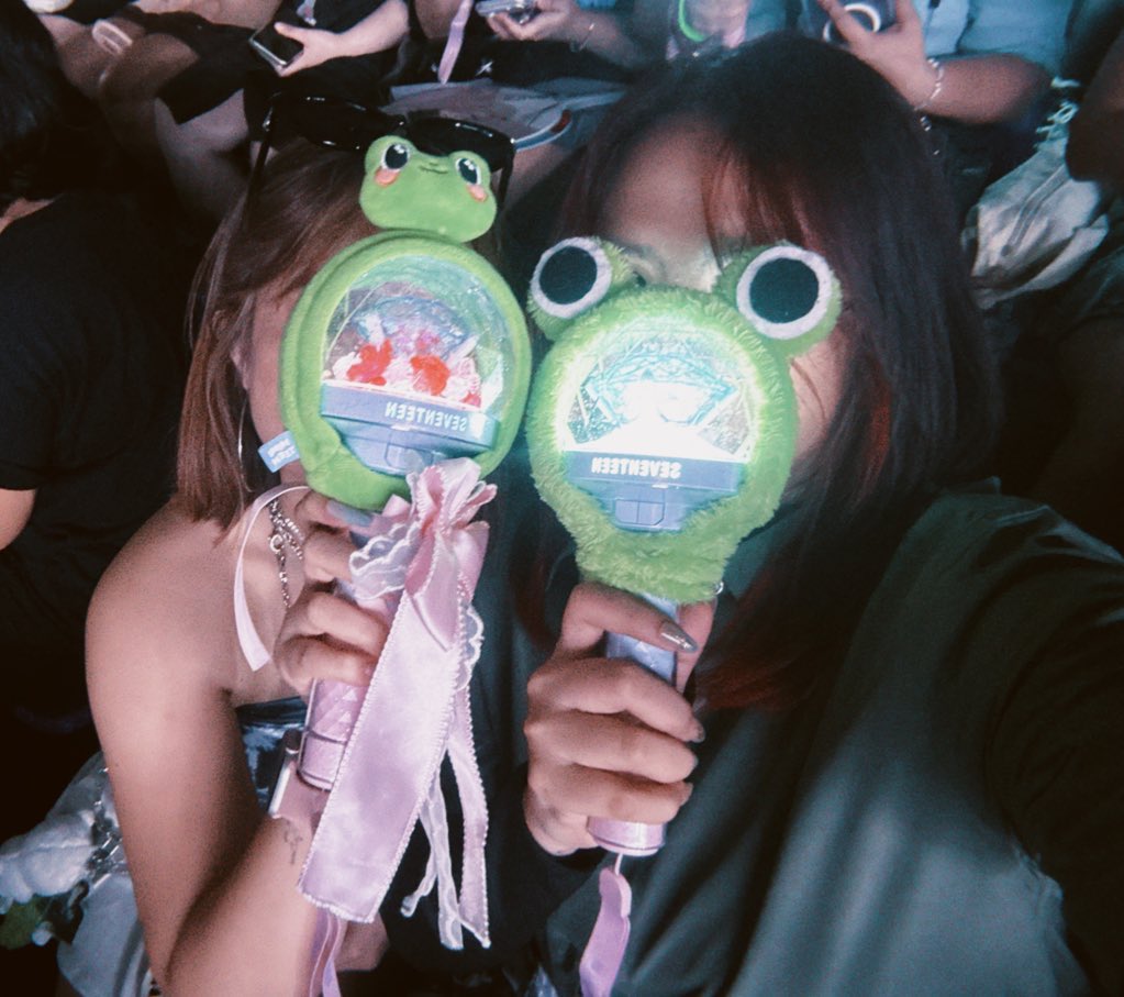 nova ★ tweet media