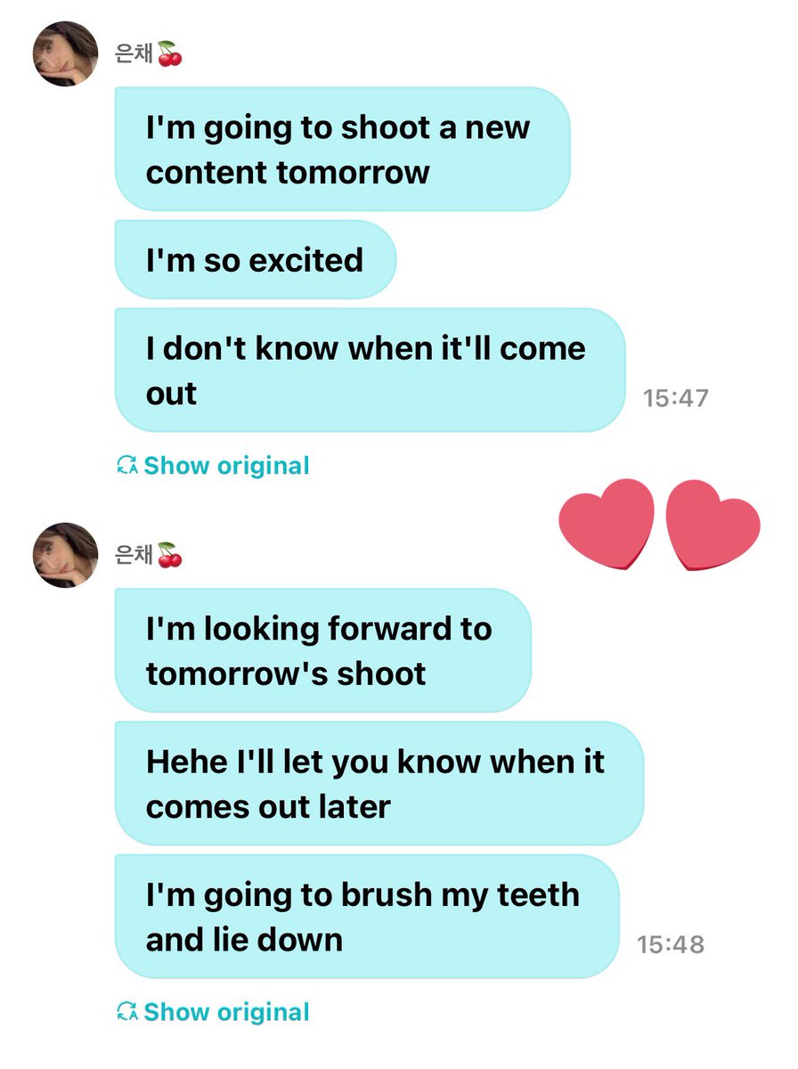 sserapics's tweet photo. #HONGEUNCHAE weverse dm update 

She's scheduled to shoot new content tomorrow and is really looking forward to it , she's very excited.

: I'm going to shoot a new content tomorrow
I'm so excited
I don't know when it'll come out

: I'm looking forward to tomorrow's shoot
Hehe l'll let you know when it comes out later
I'm going to brush my teeth and lie down