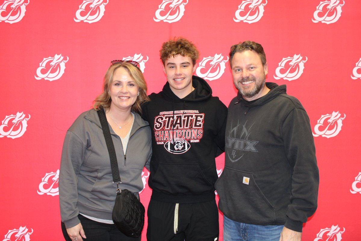 Miles Fokken tweet media