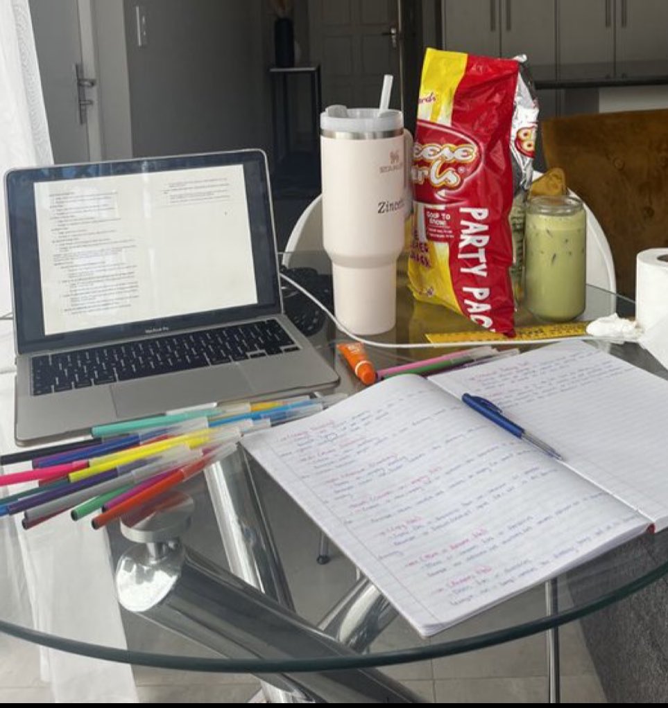 NoodlesR6 tweet media