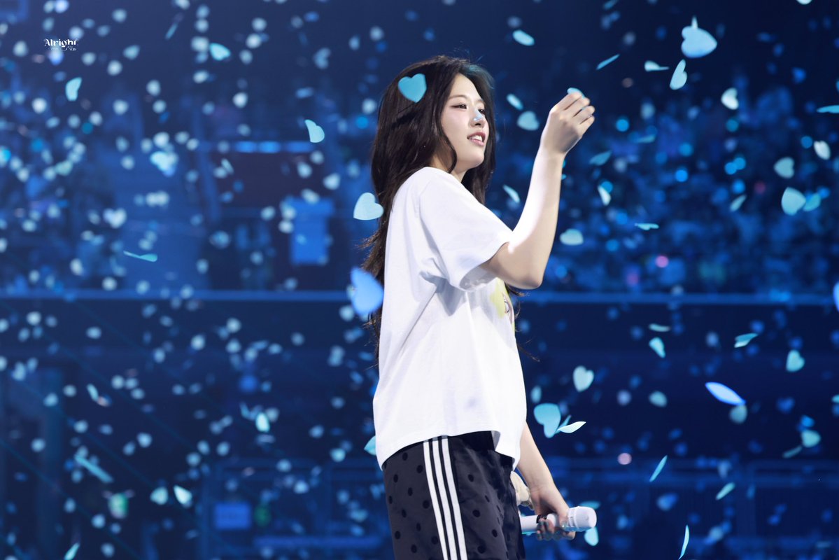 alright_901 tweet media