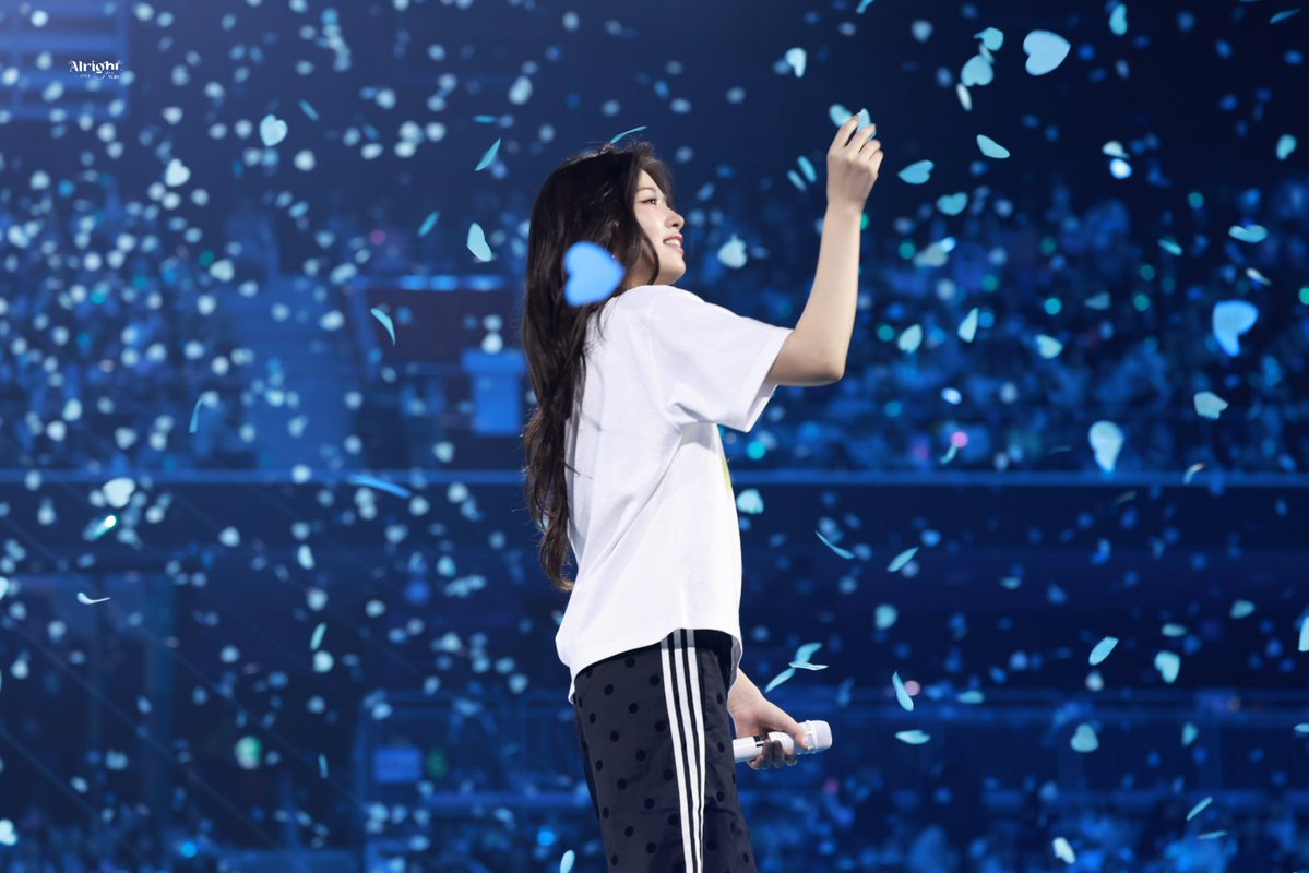 alright_901 tweet media