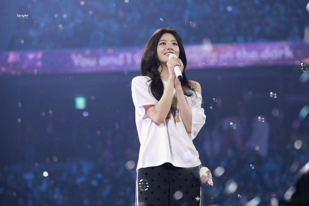 alright_901 tweet media