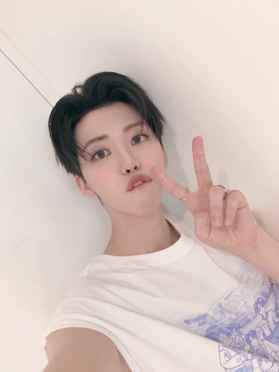 ᴋᴍ.✿ tweet media