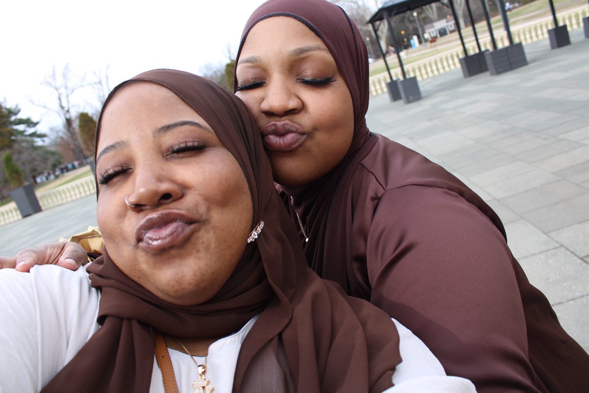 LondonZnl's tweet photo. Eid Mubarak 🤍from me and mine https://t.co/vqNhEst0PO
