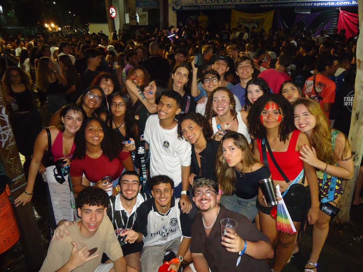 eduardaroriz tweet media