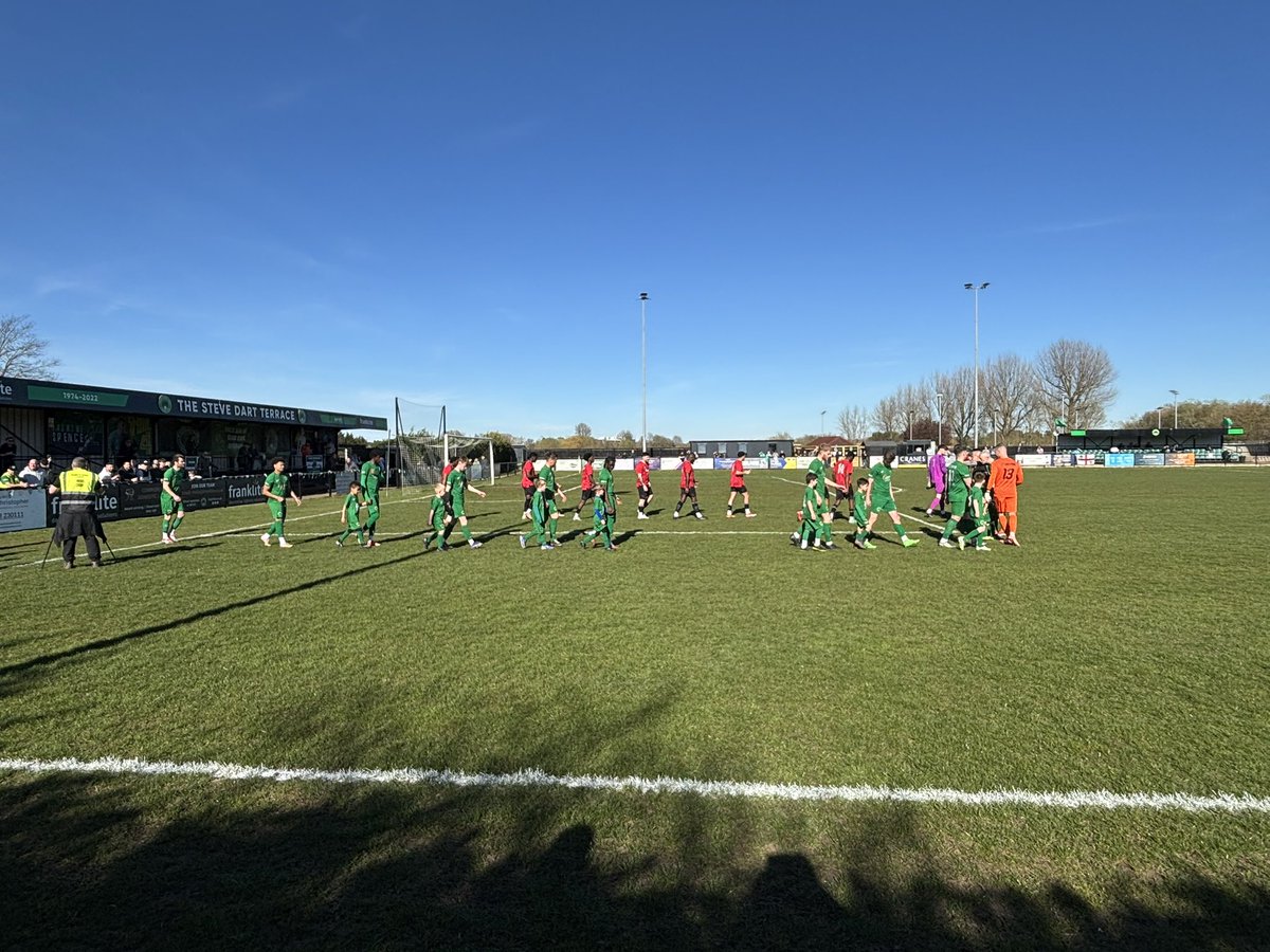 Newport Pagnell Town FC tweet media