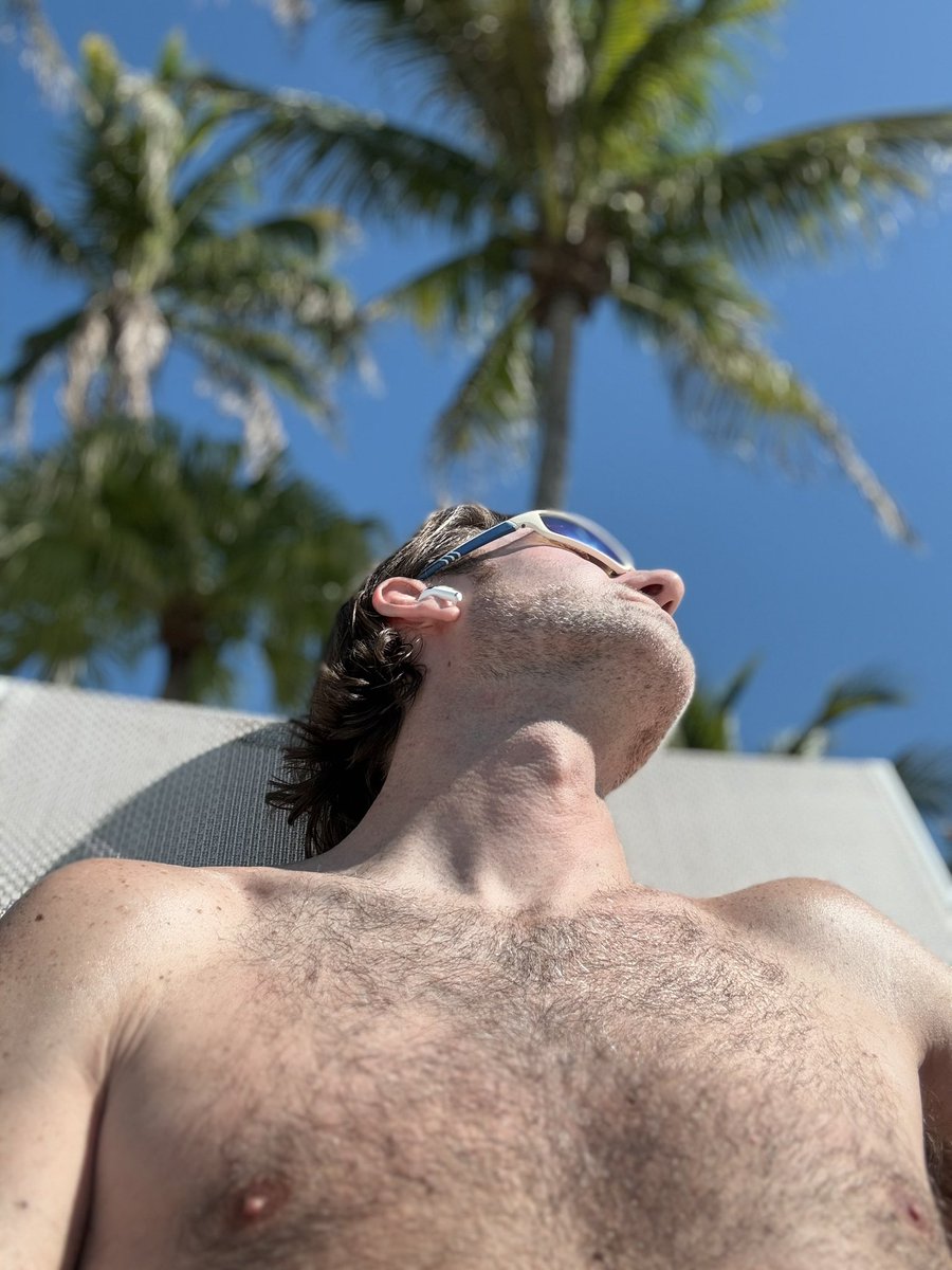 Thomas Farrell tweet media