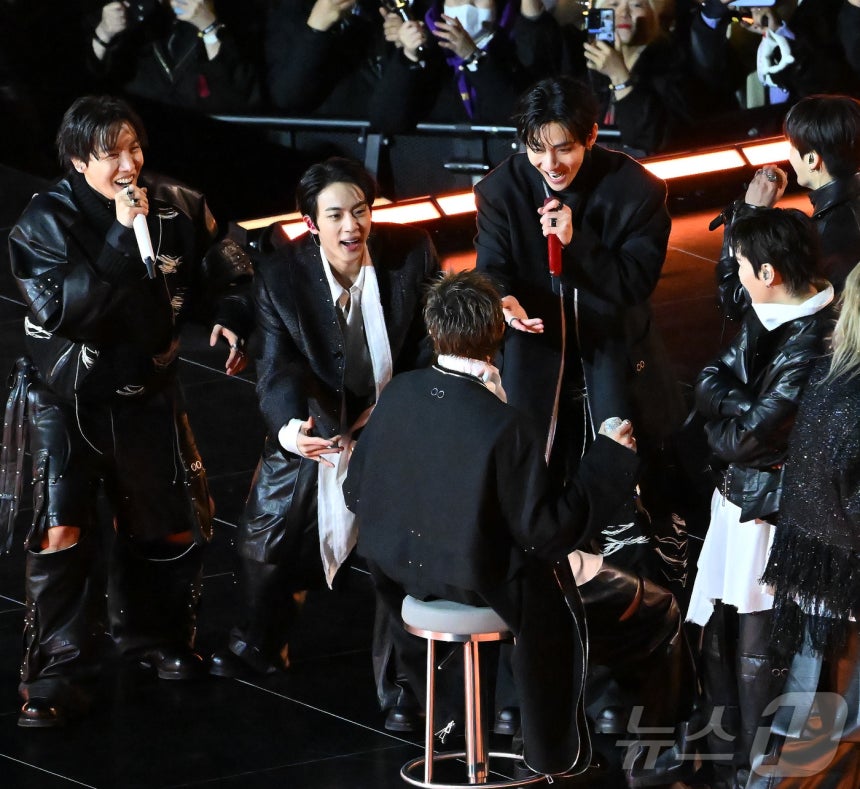 RM_Moonchild tweet media