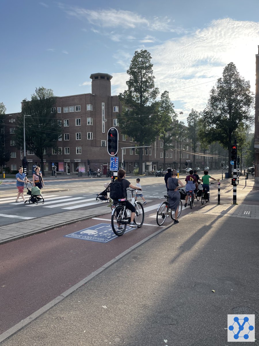 Tour – Amsterdam, Netherlands,🇳🇱 a city rich in culture where cycling is a deeply ingrained way of life, offering one of the fastest, most convenient, and cost-effective ways to commute to work, school, or explore the city.