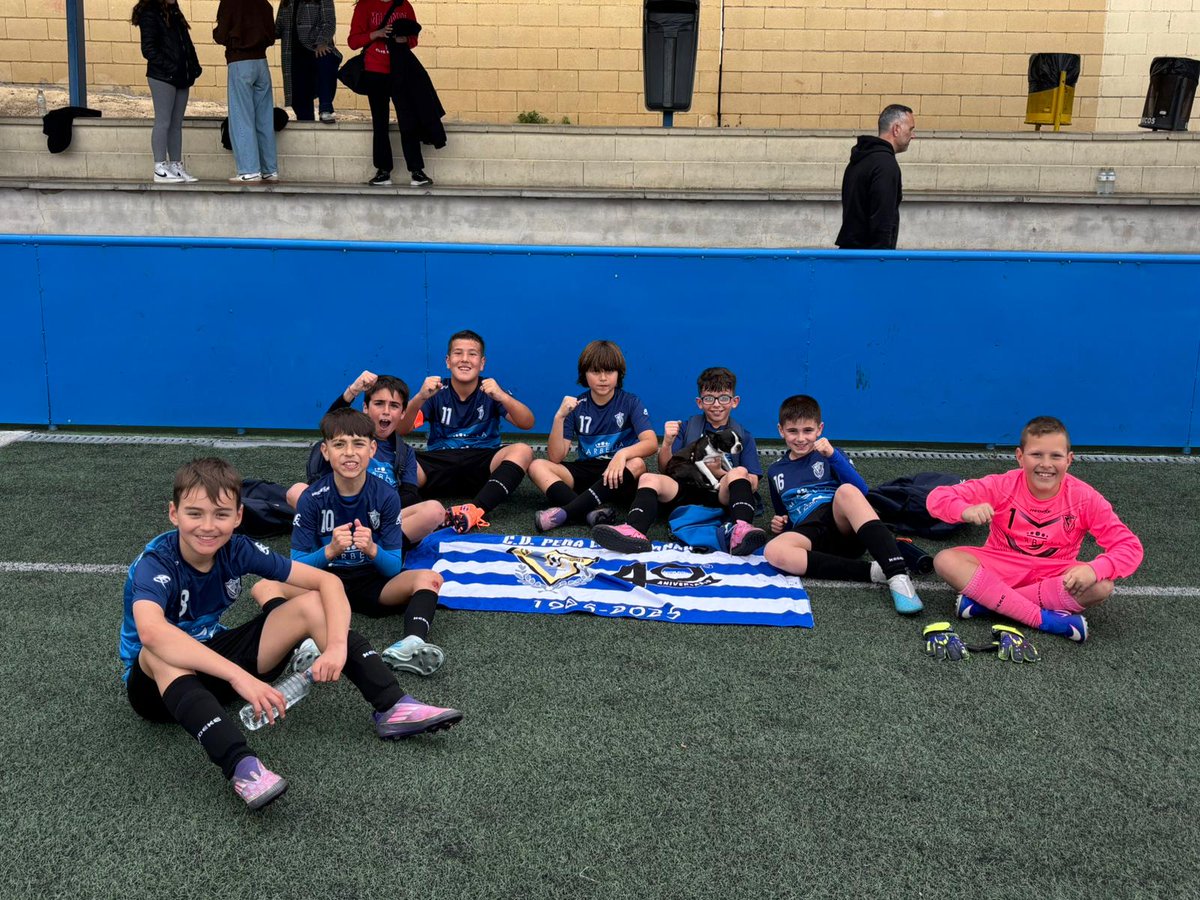 CD Peña Los Compadres tweet media