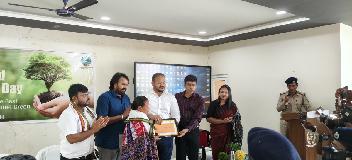 Collector & DM, Malkangiri tweet media