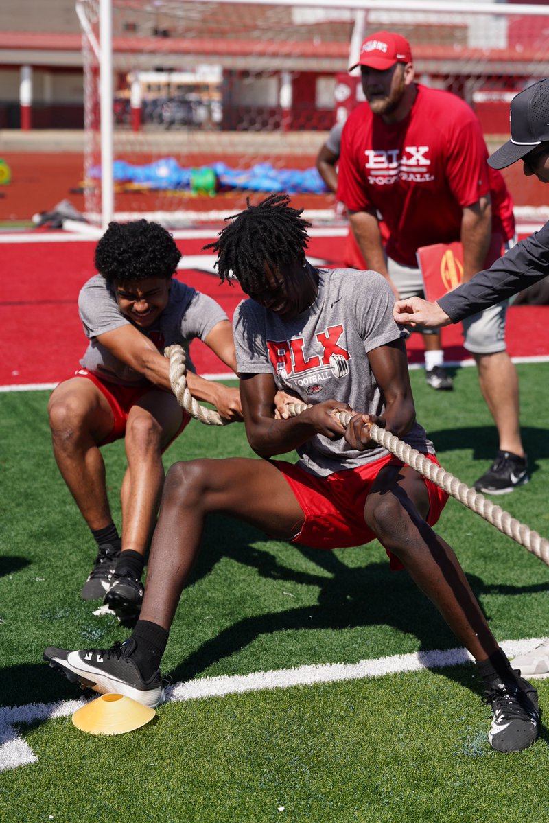 Biloxi High Football tweet media