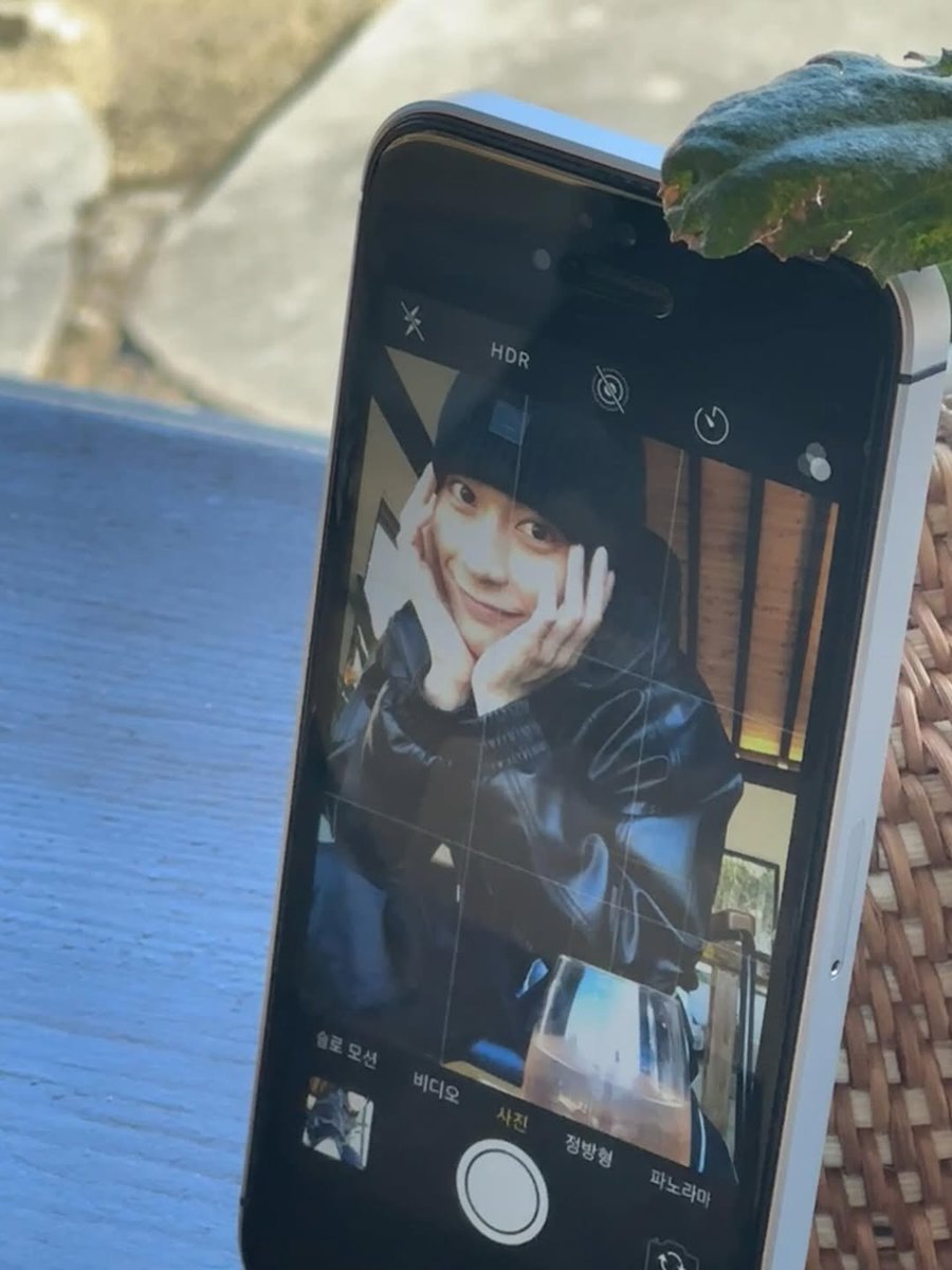 Tinkerland0303's tweet photo. 260319 #HEEJUN / #Wooseung Instagram post 1/3
🌼
#OHHEEJUN
#우승 #WooSeung https://t.co/ygKg3NBUsu
