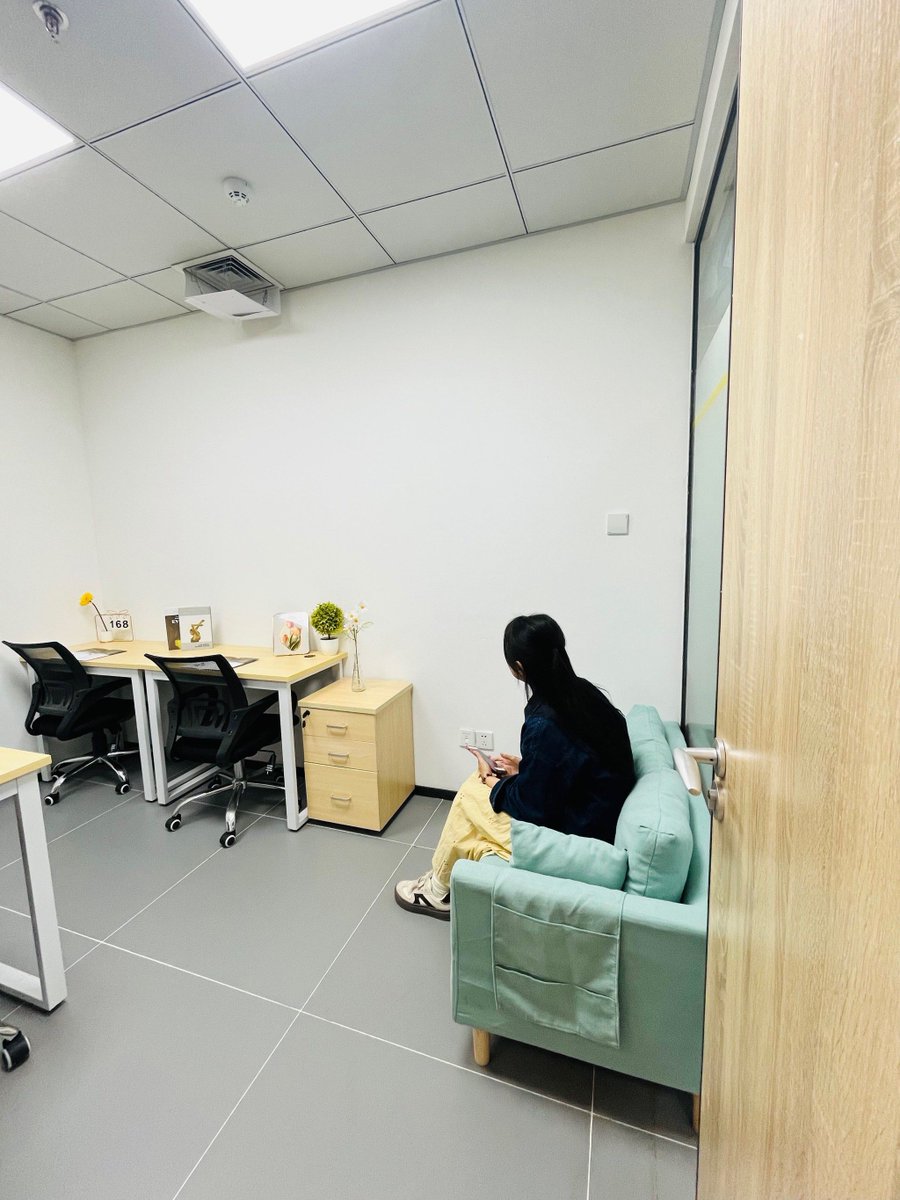 Emily Gao  tweet media