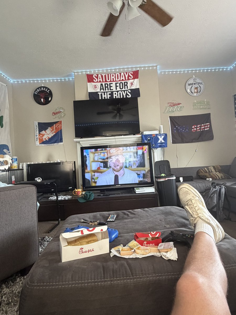 Ball Fiddler tweet media