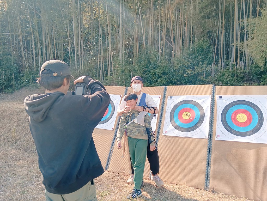 archery_jp's tweet photo. 3連休は広島でアーチェリー体験会を開催中です🏹
21日と22日はカメラマン常駐でPR動画の撮影をしております🎥🎞️
さてさてどんな映像になるのか😆
完成が楽しみですね〜

#塚の垰アーチェリー https://t.co/ddwuo3fUpJ