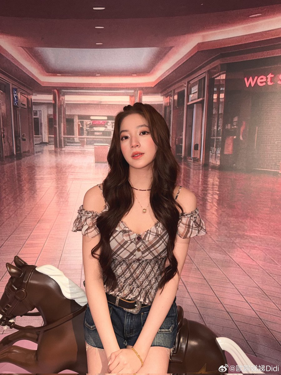 𝐃𝐢𝐃𝐢. tweet media