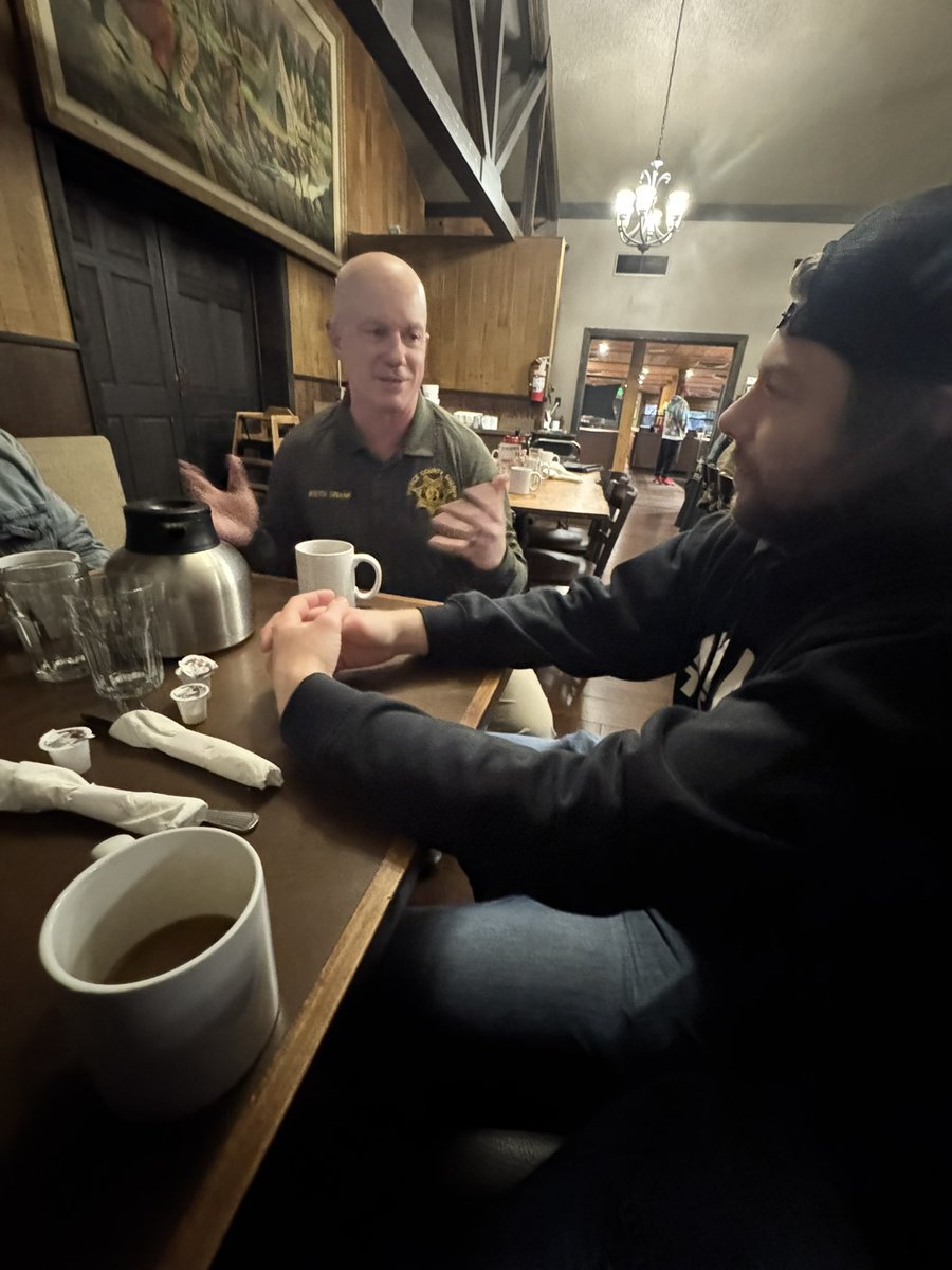 PNWGUERRILLA tweet media