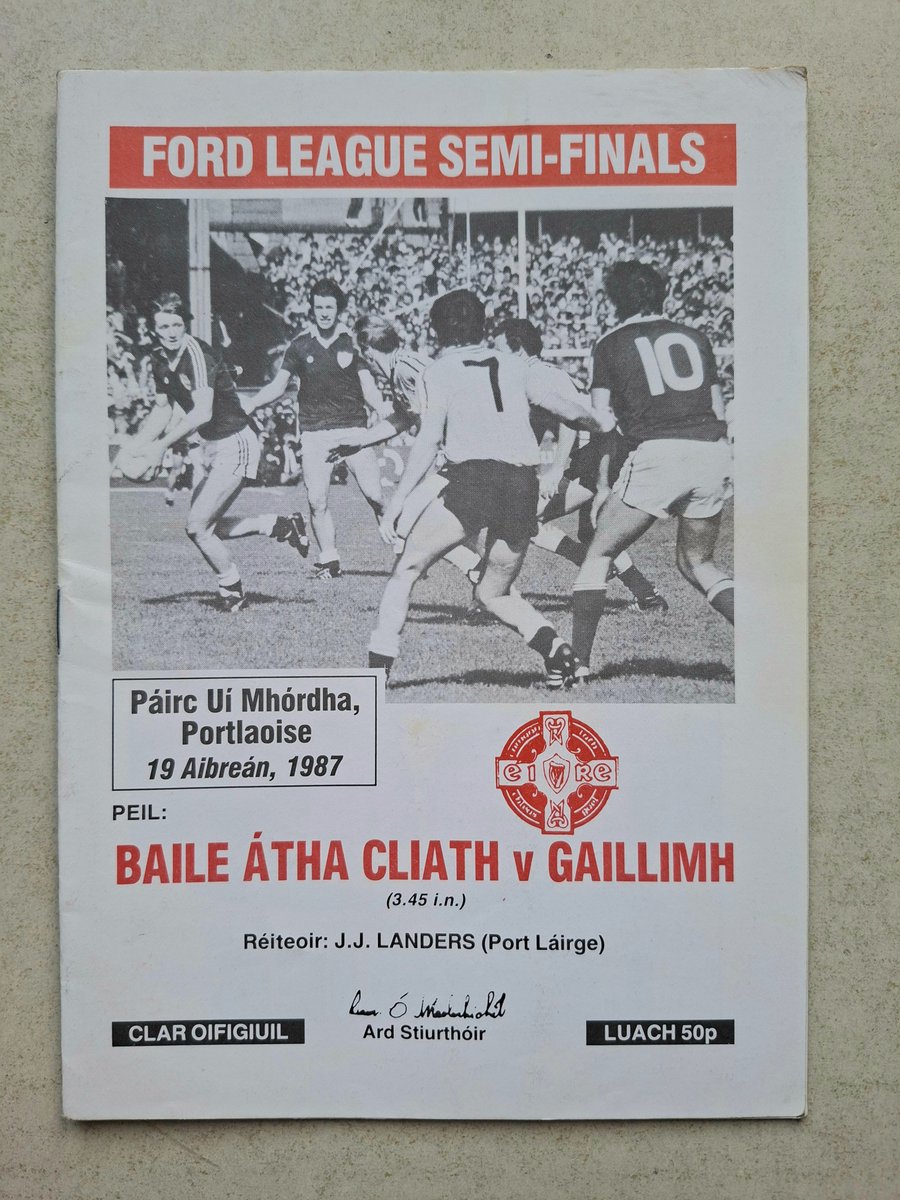 Dublin GAA Programme Collector tweet media