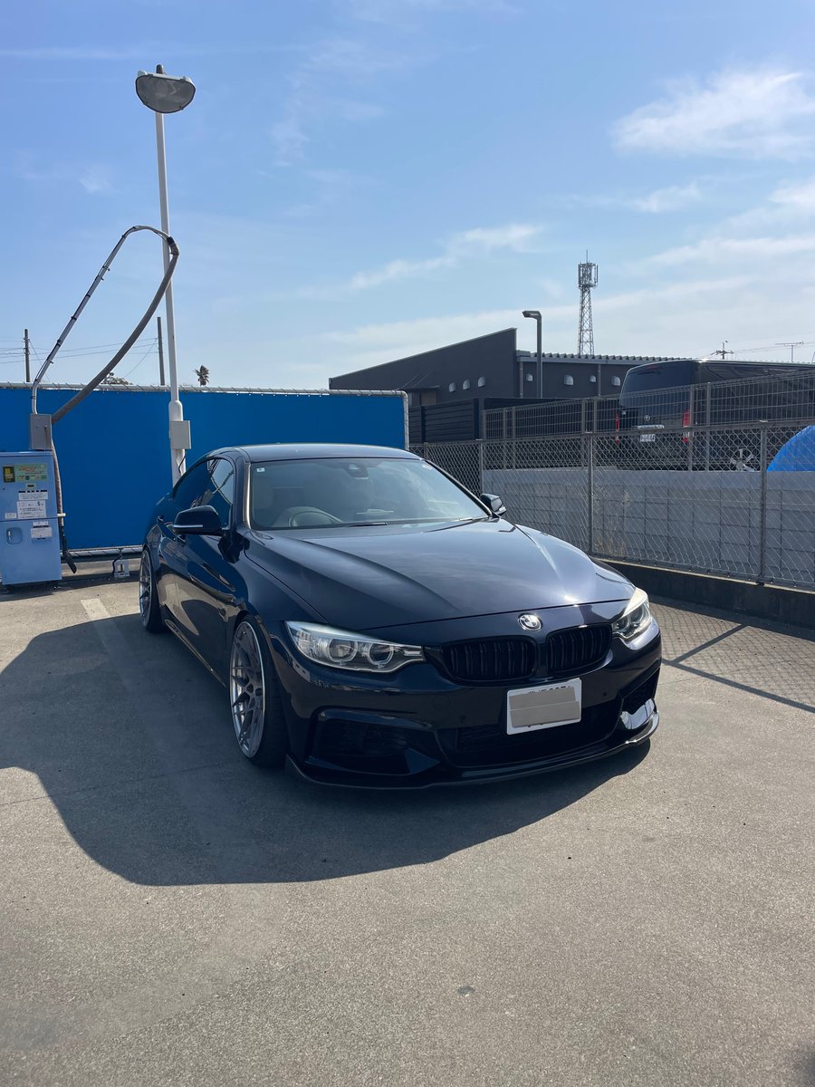 じろー tweet media