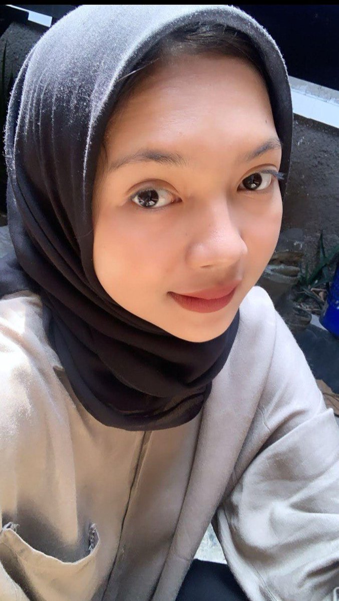 sonofspergyn's tweet photo. Rara Claudia Yang Lagi Rame https://t.co/8E9lwkFKB7
