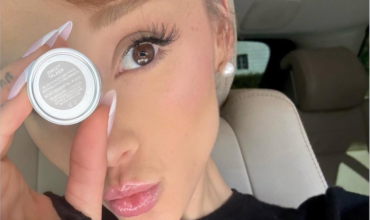 mel 🎀 tweet media