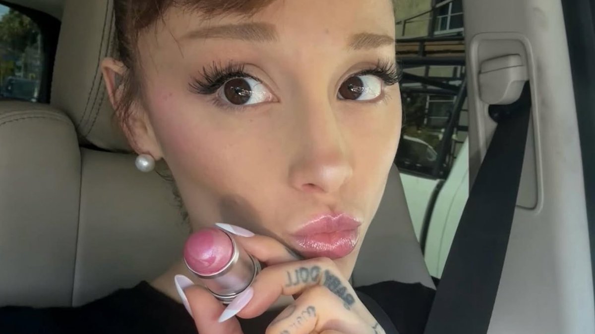 mel 🎀 tweet media