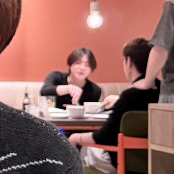 little b ꙳ ⭐️ tweet media