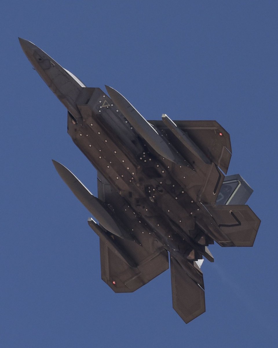 jmh.creates tweet media